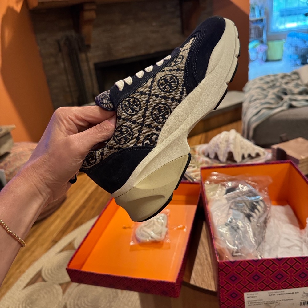 Tory Burch Monogram Trainer Box in Navy and Pink